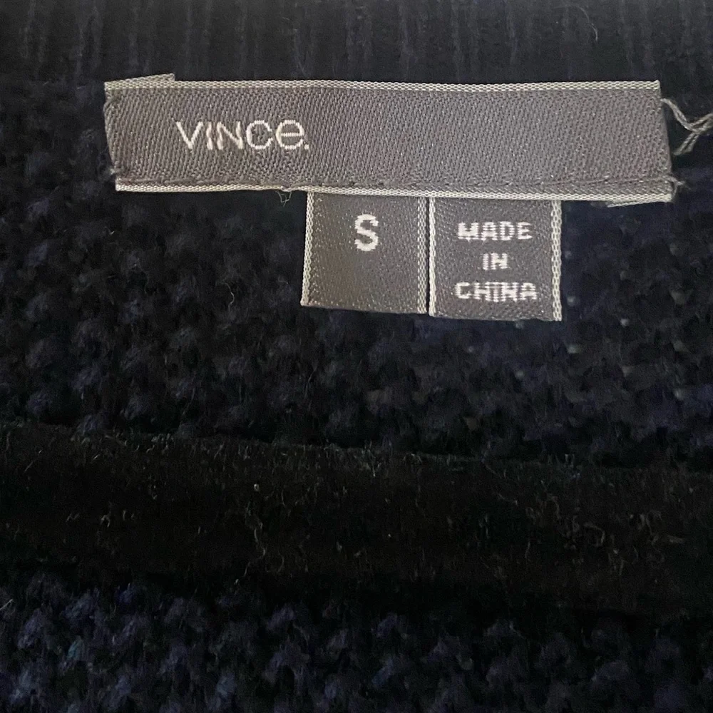 Vince Cotton Cashmere Blend Sweater Size S Navy Blue Crew Neck Relaxed Fit Chic